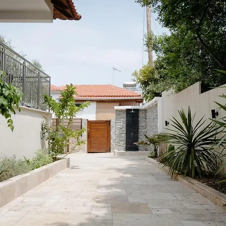 House Of Farros Apartment